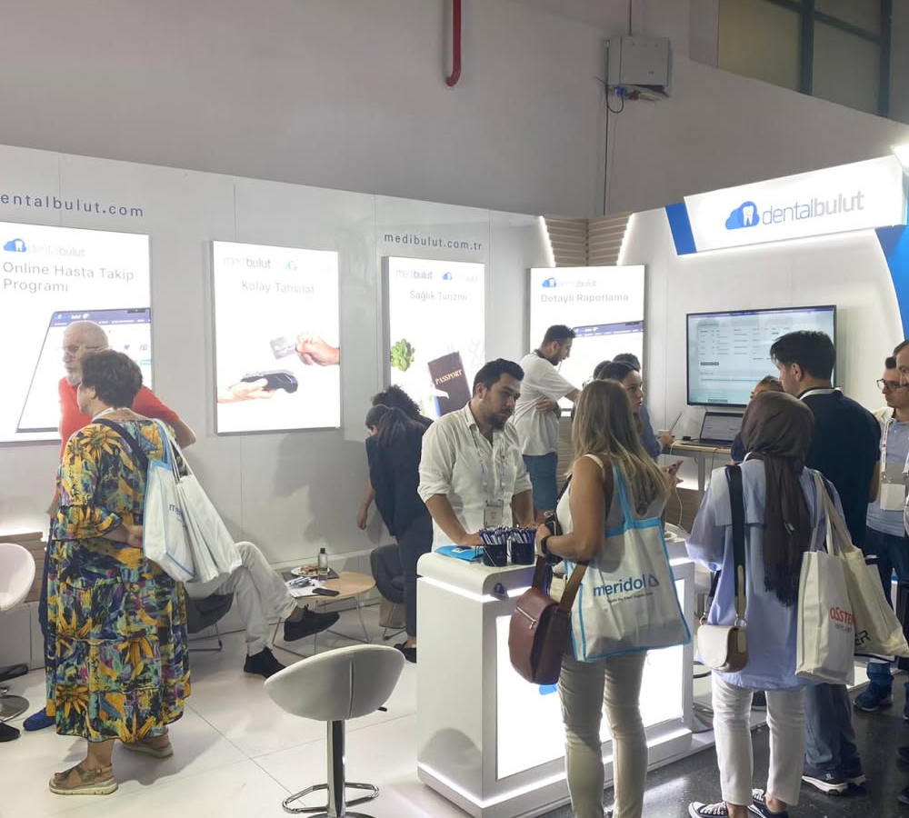 Dentalbulut fuar standından bir kare