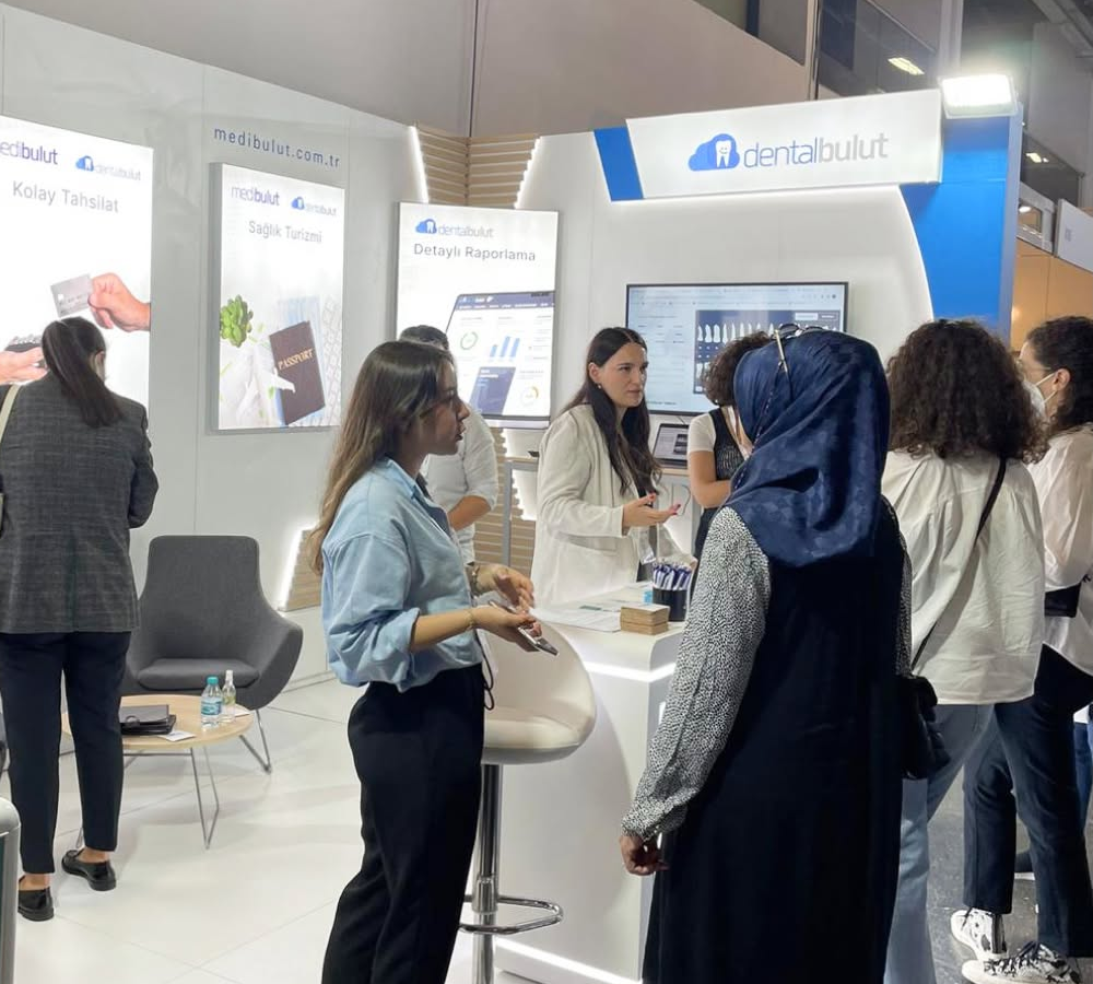 Dentalbulut fuar standından bir kare
