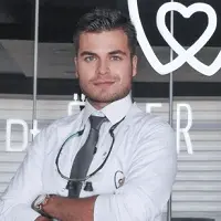 Dr. Dt. Ö*** B***